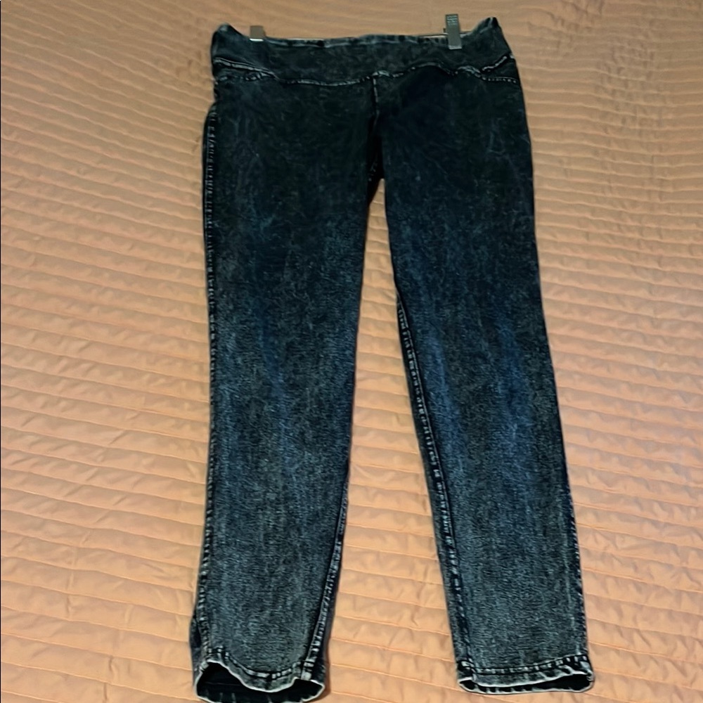 Women's DKNY leggings